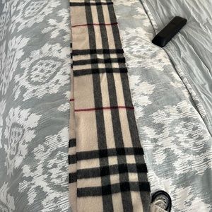 Burberry Skinny Scarf